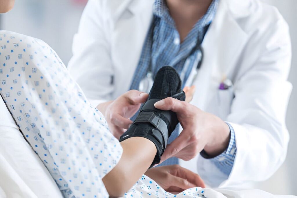 Helpful Information about the Option of WellHealthOrganic Surgery for Wrist and Ankle Injuries